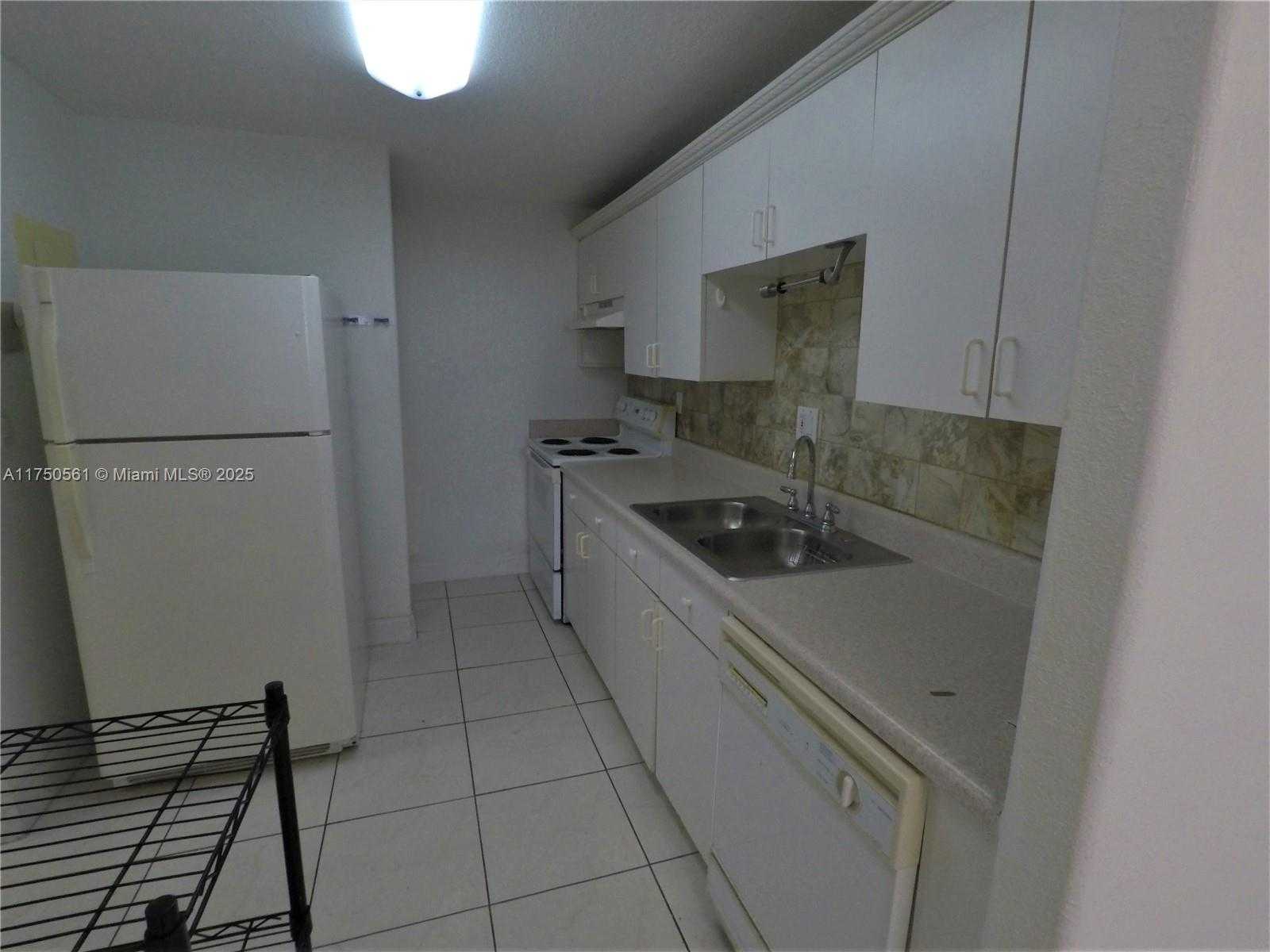 Small Image of 2903 NORTH EAST 163RD ST #404, North Miami Beach Number 14