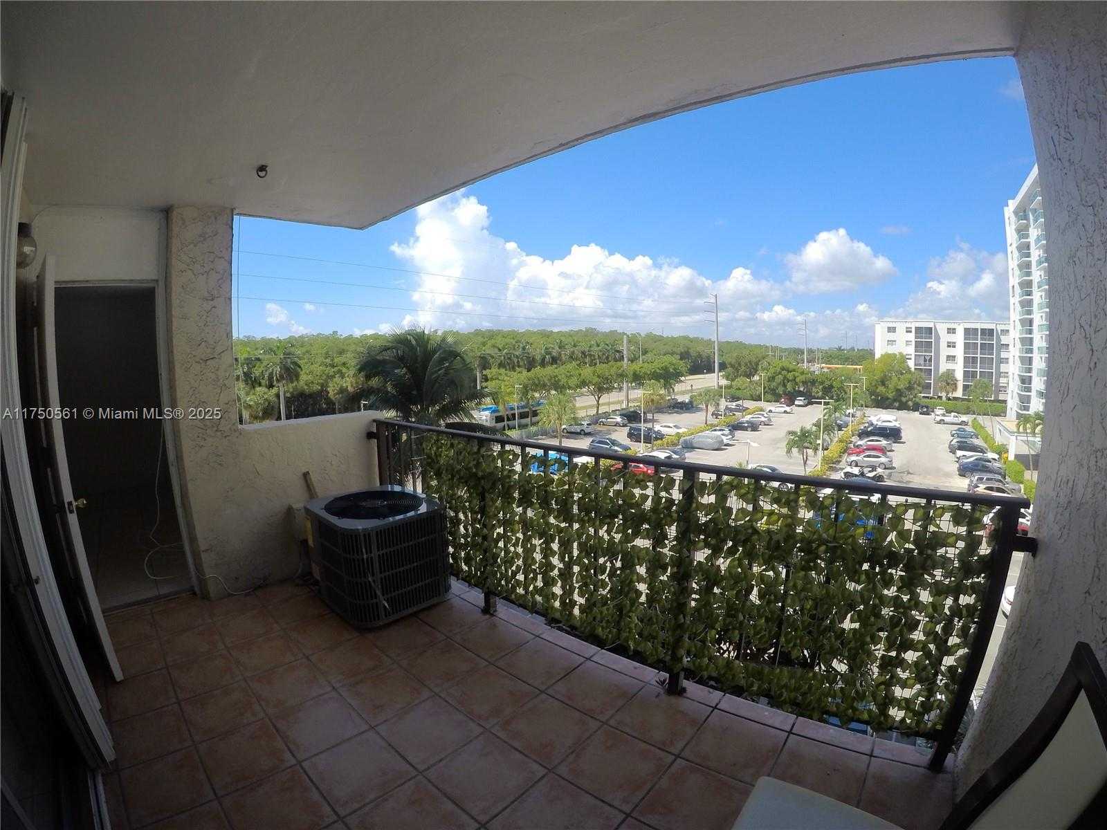 Small Image of 2903 NORTH EAST 163RD ST #404, North Miami Beach Number 29