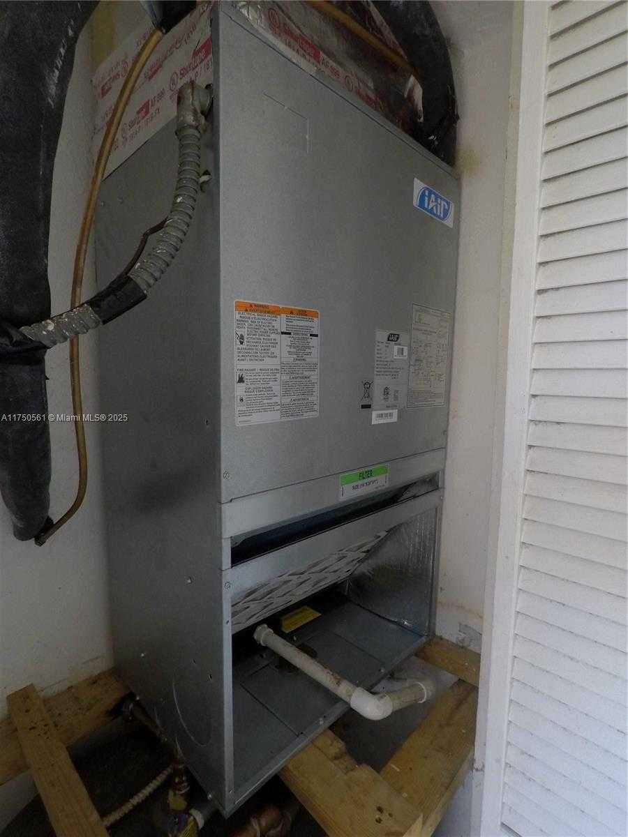 Small Image of 2903 NORTH EAST 163RD ST #404, North Miami Beach Number 40