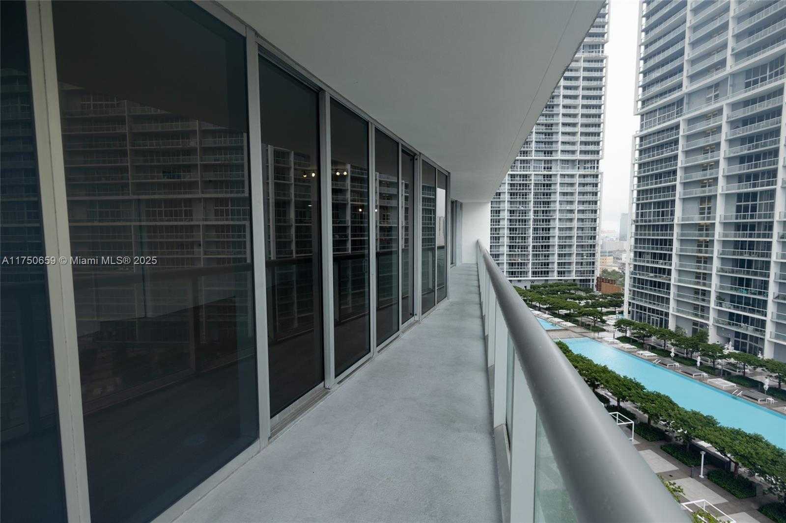 Small Image of 495 BRICKELL AVE #2102, Miami Number 12