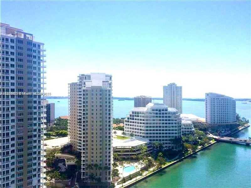 Small Image of 495 BRICKELL AVE #2102, Miami Number 29