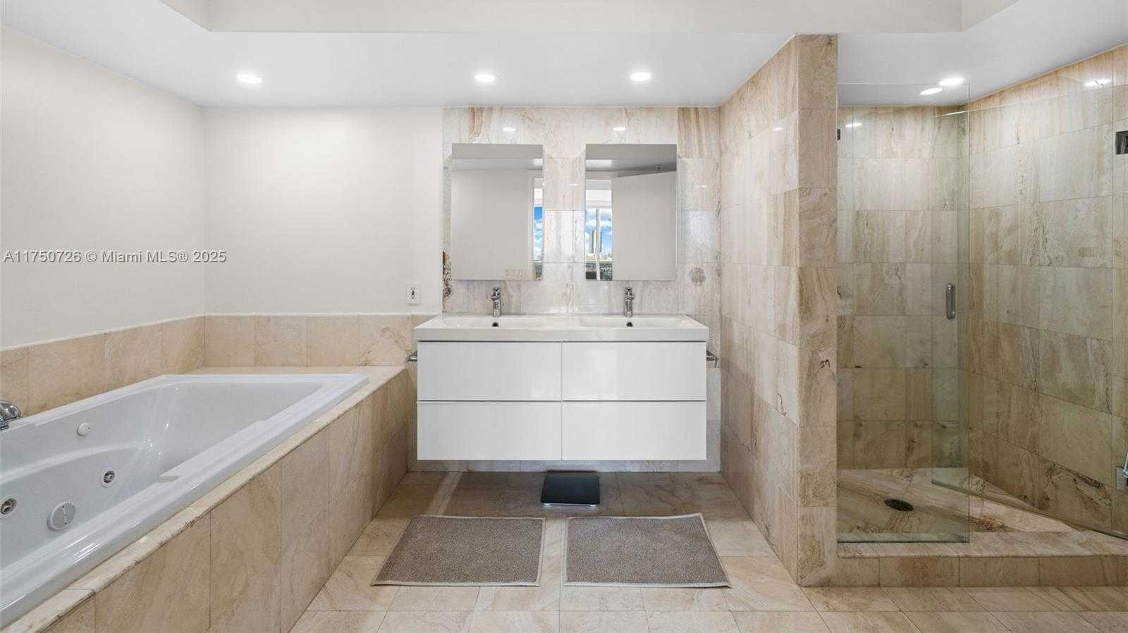 Small Image of 1800 SUNSET HARBOUR DR #1807, Miami Beach Number 30