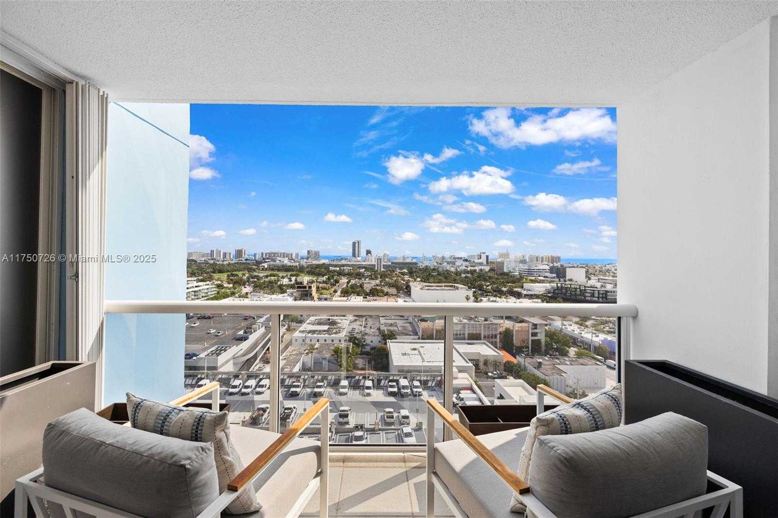 Small Image of 1800 SUNSET HARBOUR DR #1807, Miami Beach Number 37