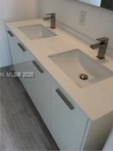 Small Image of 1300 BRICKELL BAY DR #3600, Miami Number 18