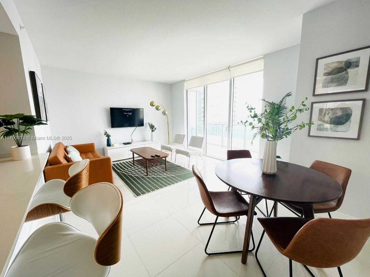Small Image of 1300 BRICKELL BAY DR #3600, Miami Number 7