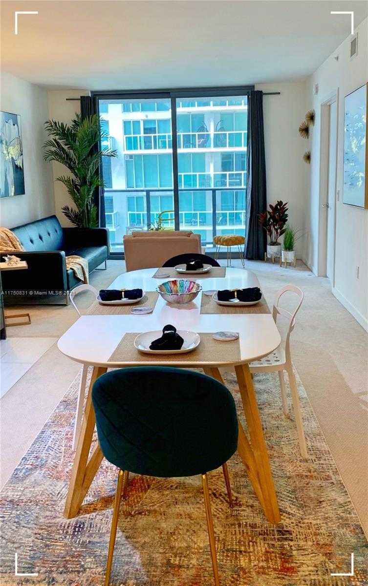 Small Image of 31 SOUTH EAST 6TH ST #1404, Miami Number 9