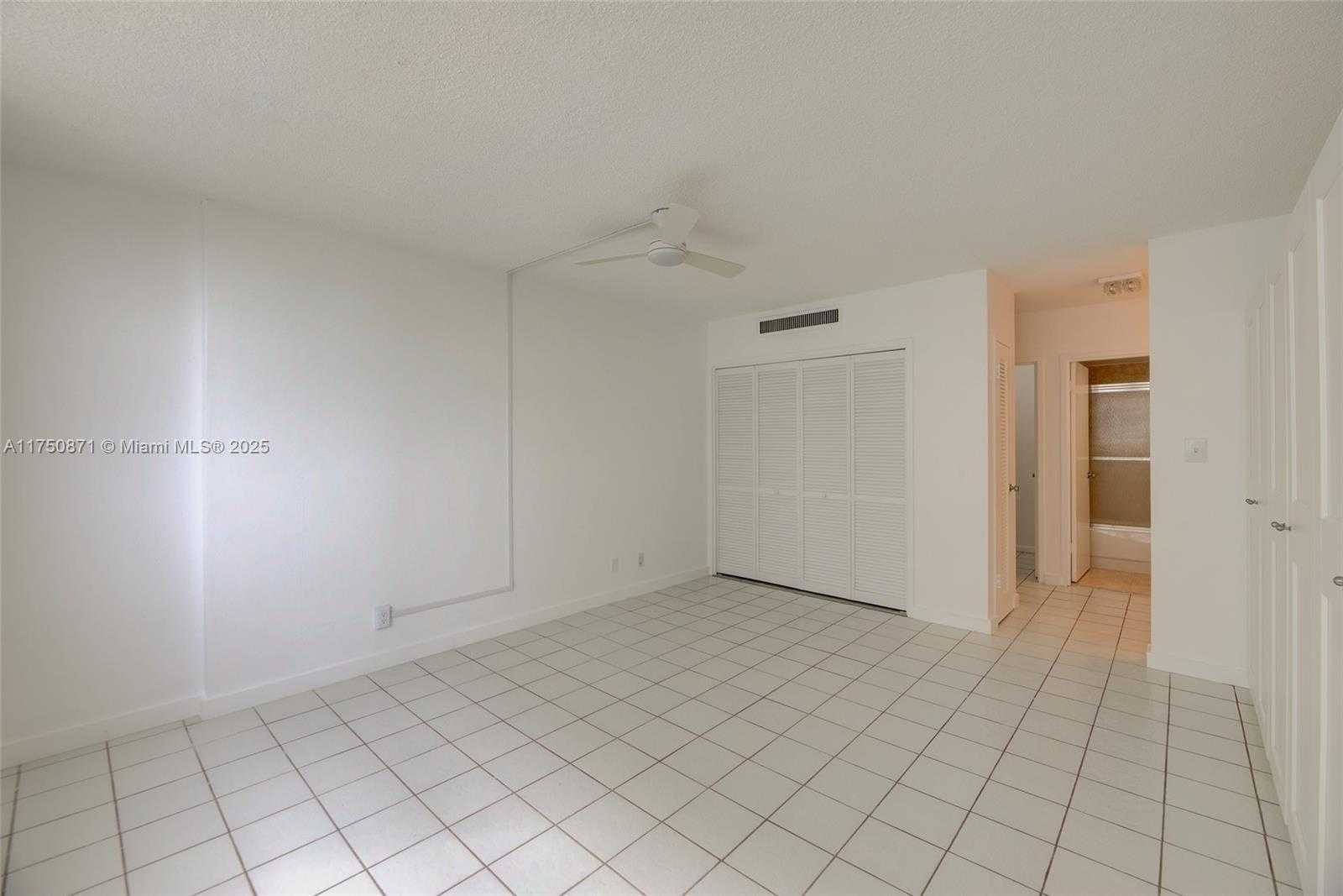 Small Image of 9225 COLLINS AVE #404, Surfside Number 17