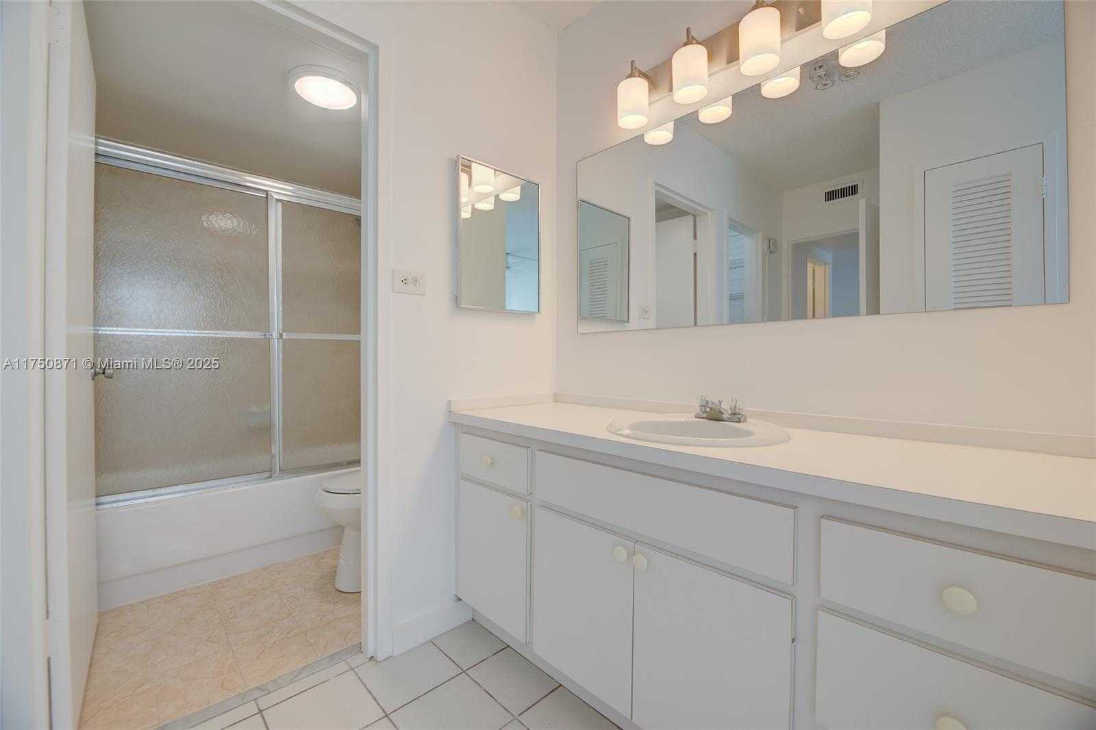 Small Image of 9225 COLLINS AVE #404, Surfside Number 18