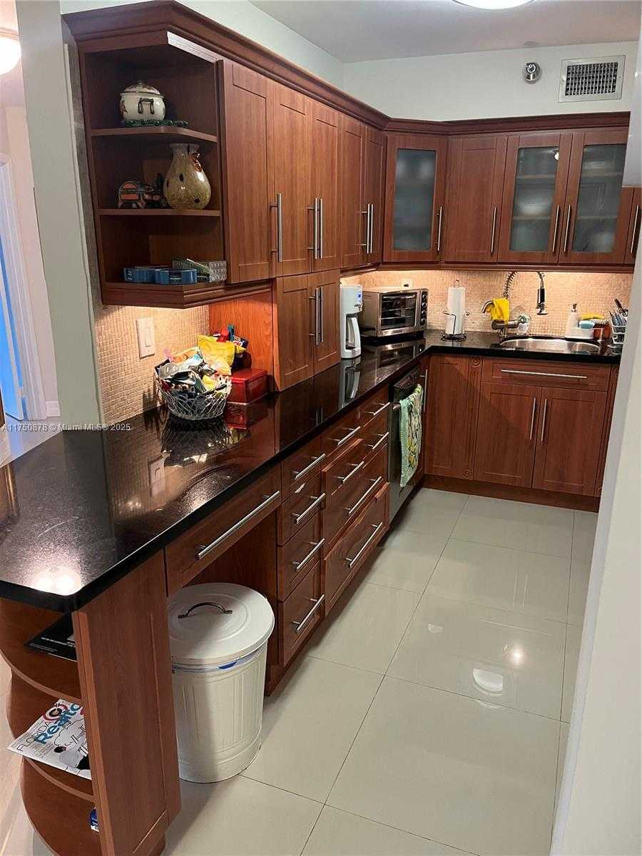 Small Image of 3400 NORTH EAST 192ND ST #210, Aventura Number 6