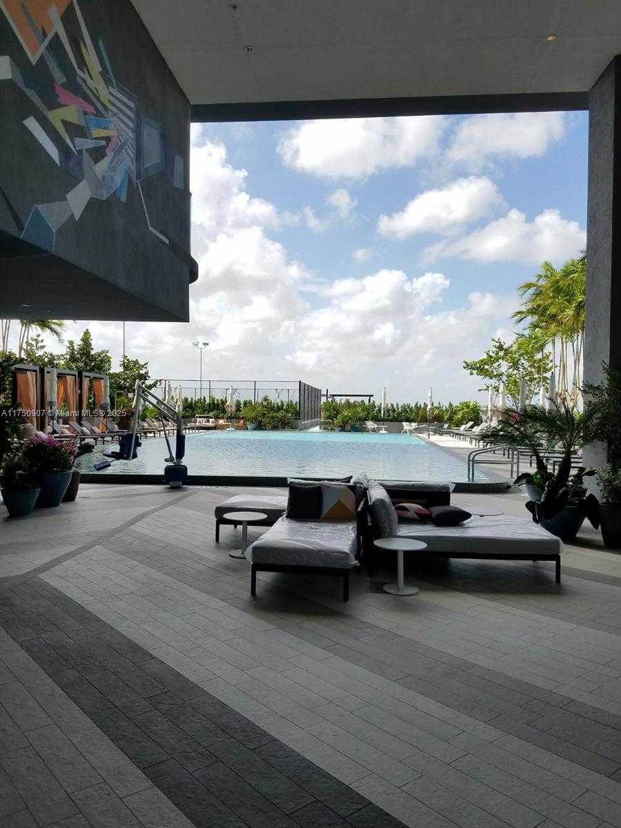 Small Image of 121 NORTH EAST 34 ST #811, Miami Number 11