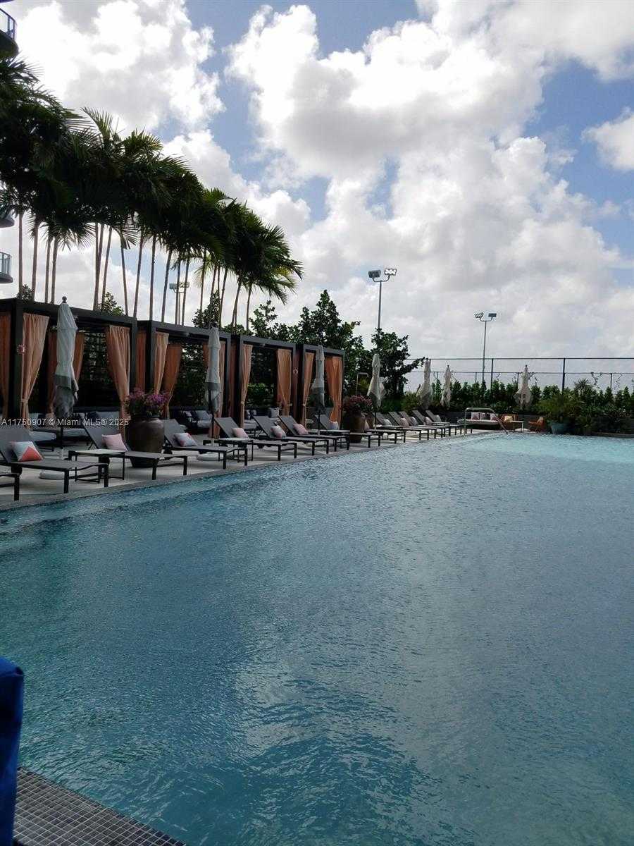 Small Image of 121 NORTH EAST 34 ST #811, Miami Number 12