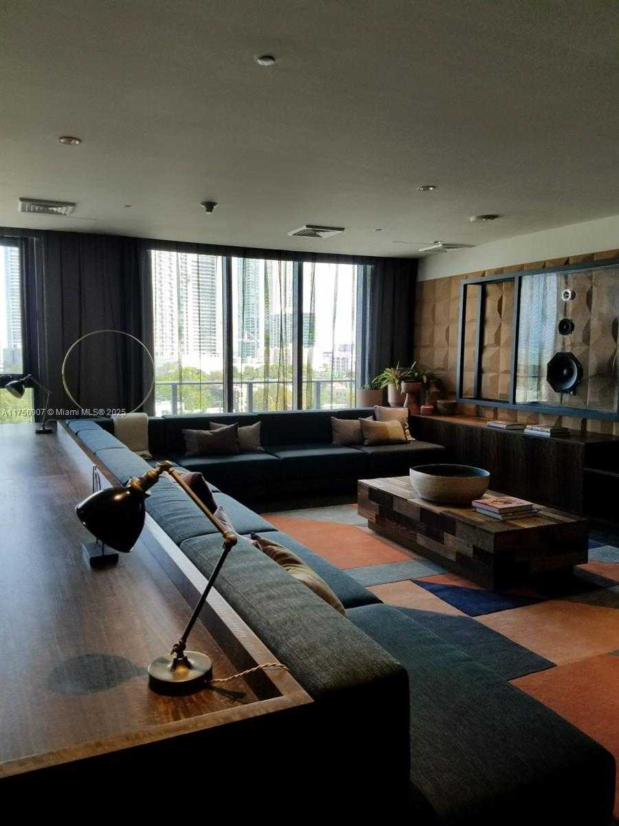Small Image of 121 NORTH EAST 34 ST #811, Miami Number 17