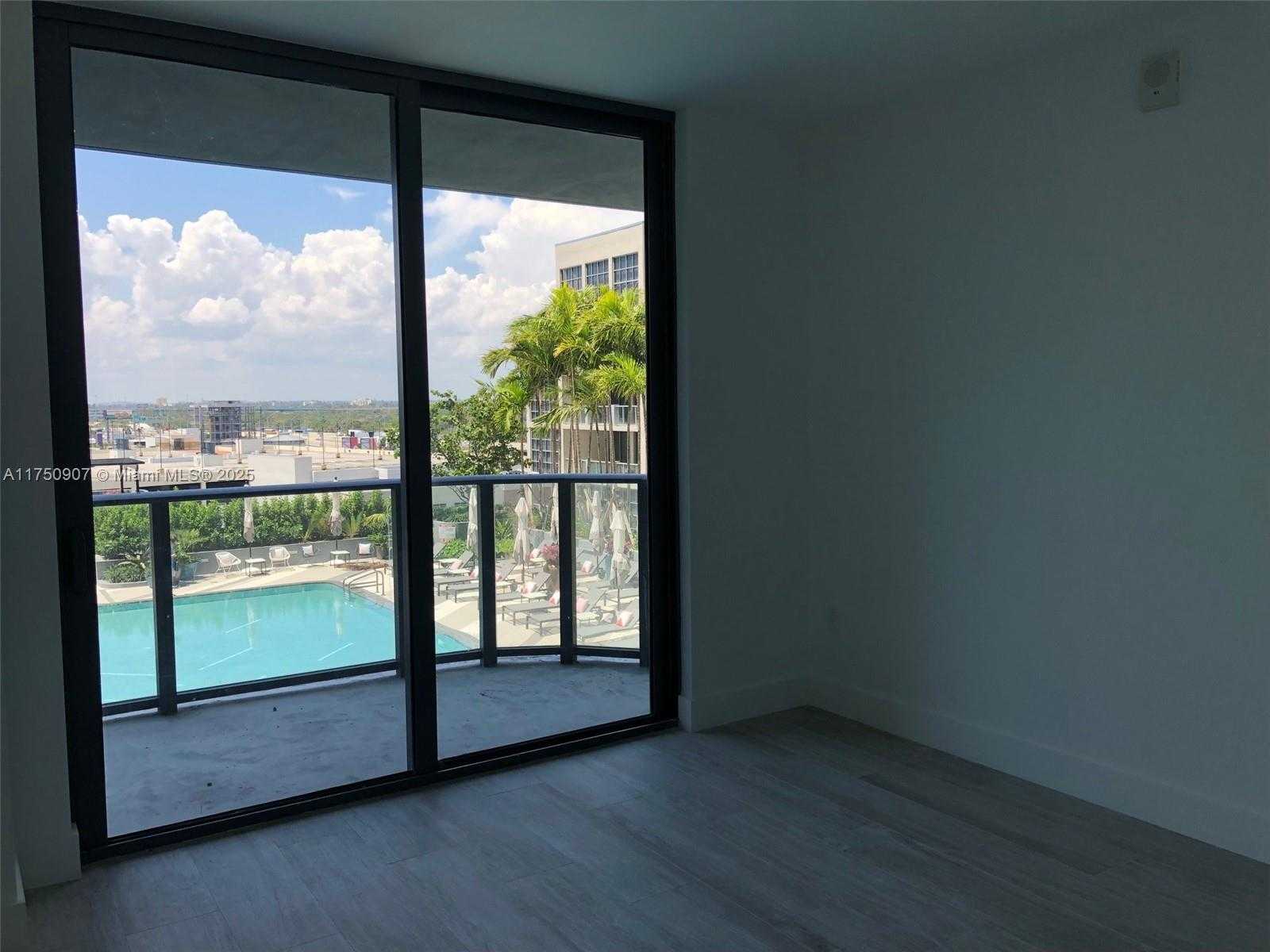 Small Image of 121 NORTH EAST 34 ST #811, Miami Number 6