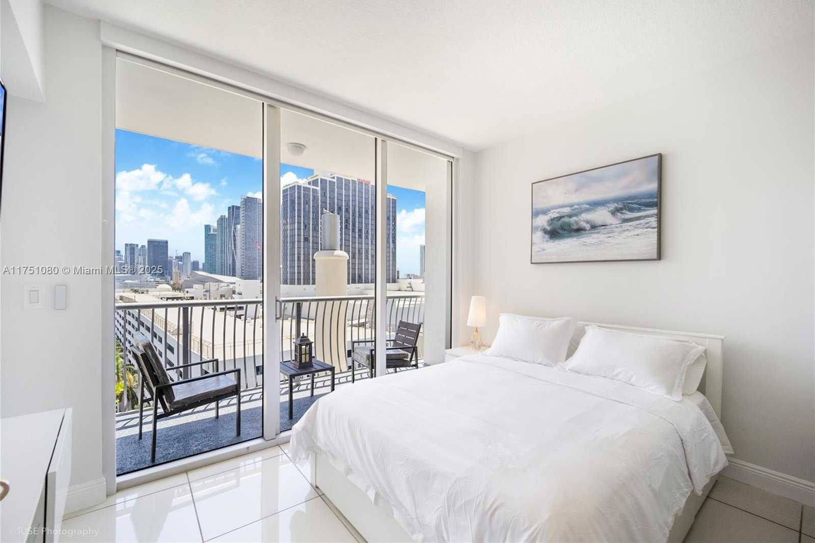 Small Image of 1750 NORTH BAYSHORE DR #1214, Miami Number 2