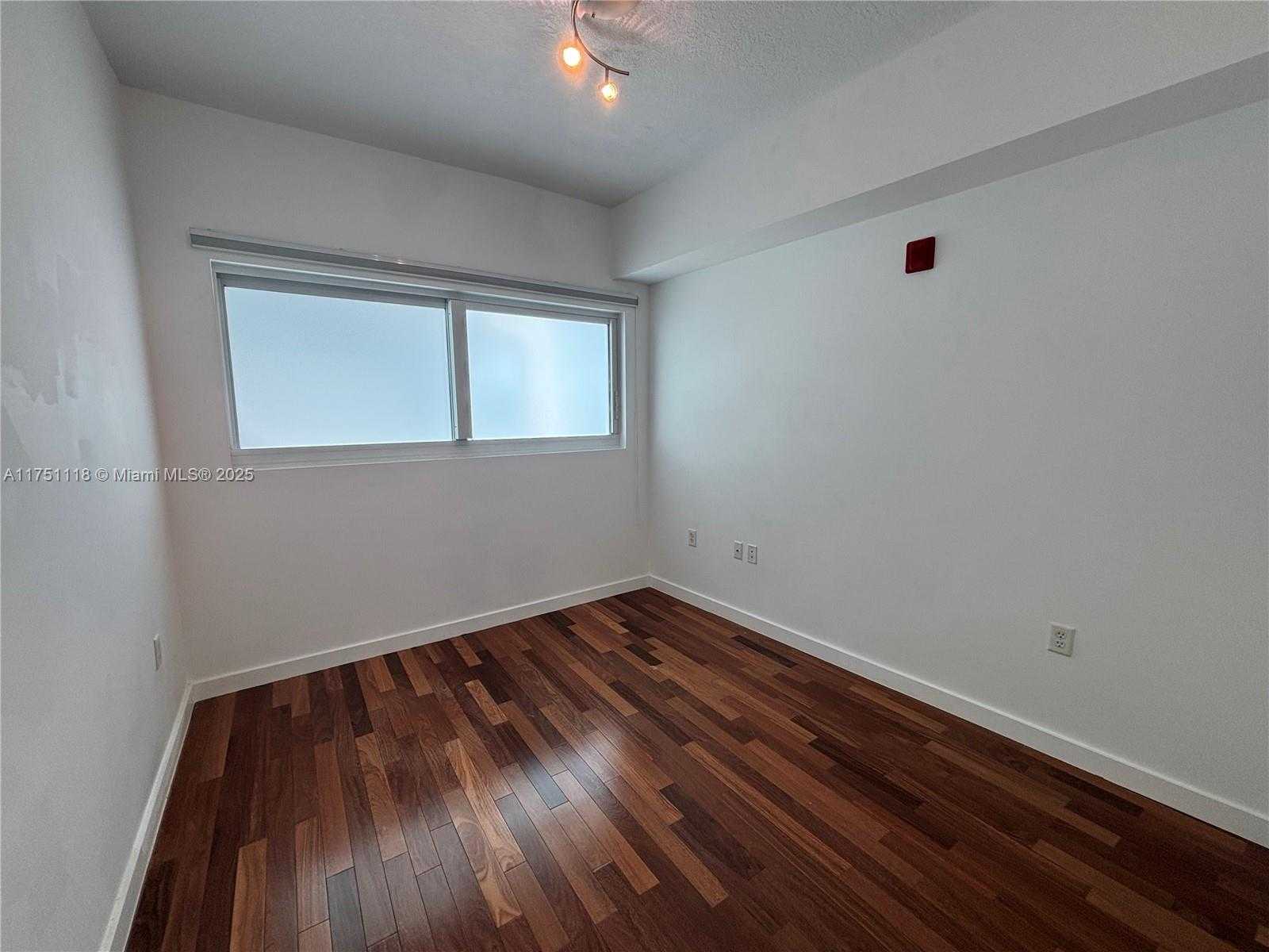 Small Image of 6580 #508, Miami Beach Number 22