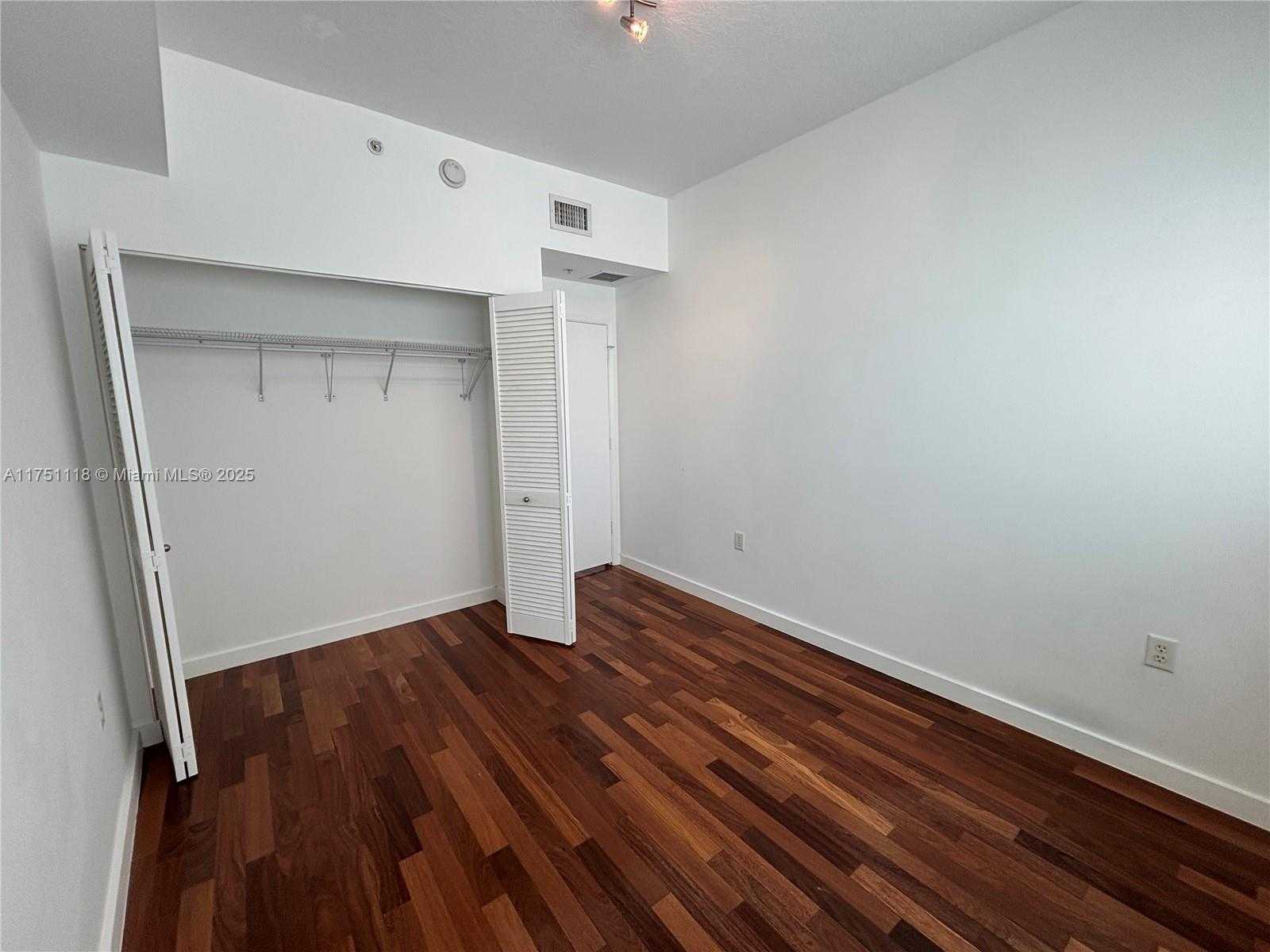 Small Image of 6580 #508, Miami Beach Number 24