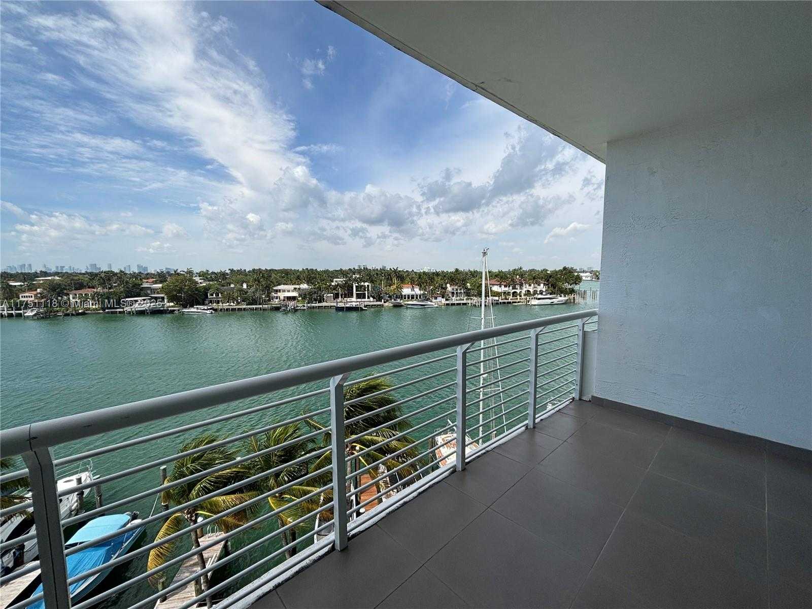 Small Image of 6580 #508, Miami Beach Number 6