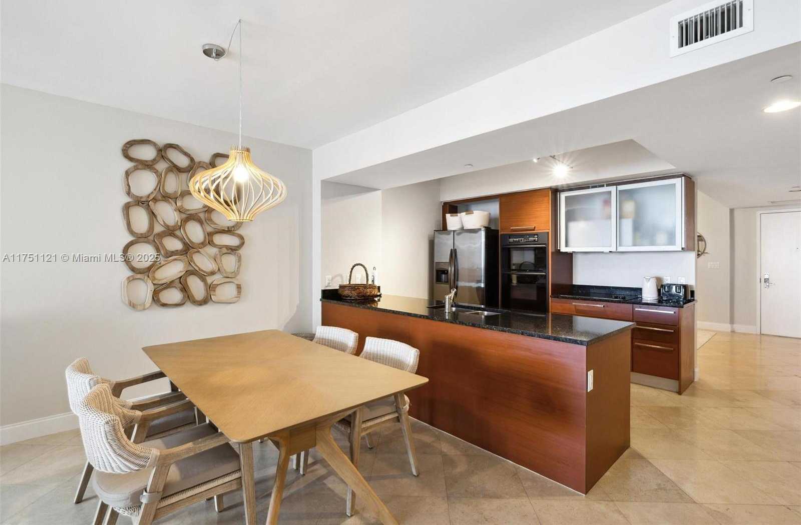 Small Image of 1830 SOUTH OCEAN DR #2811, Hallandale Beach Number 11