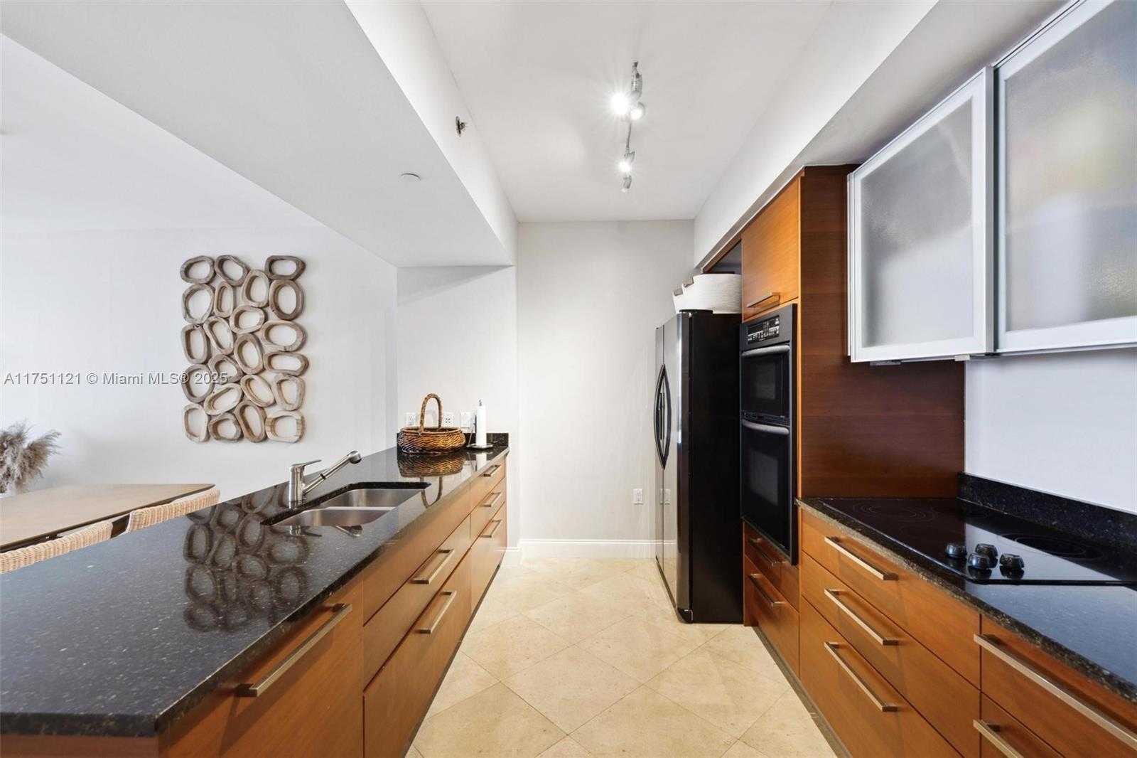 Small Image of 1830 SOUTH OCEAN DR #2811, Hallandale Beach Number 13
