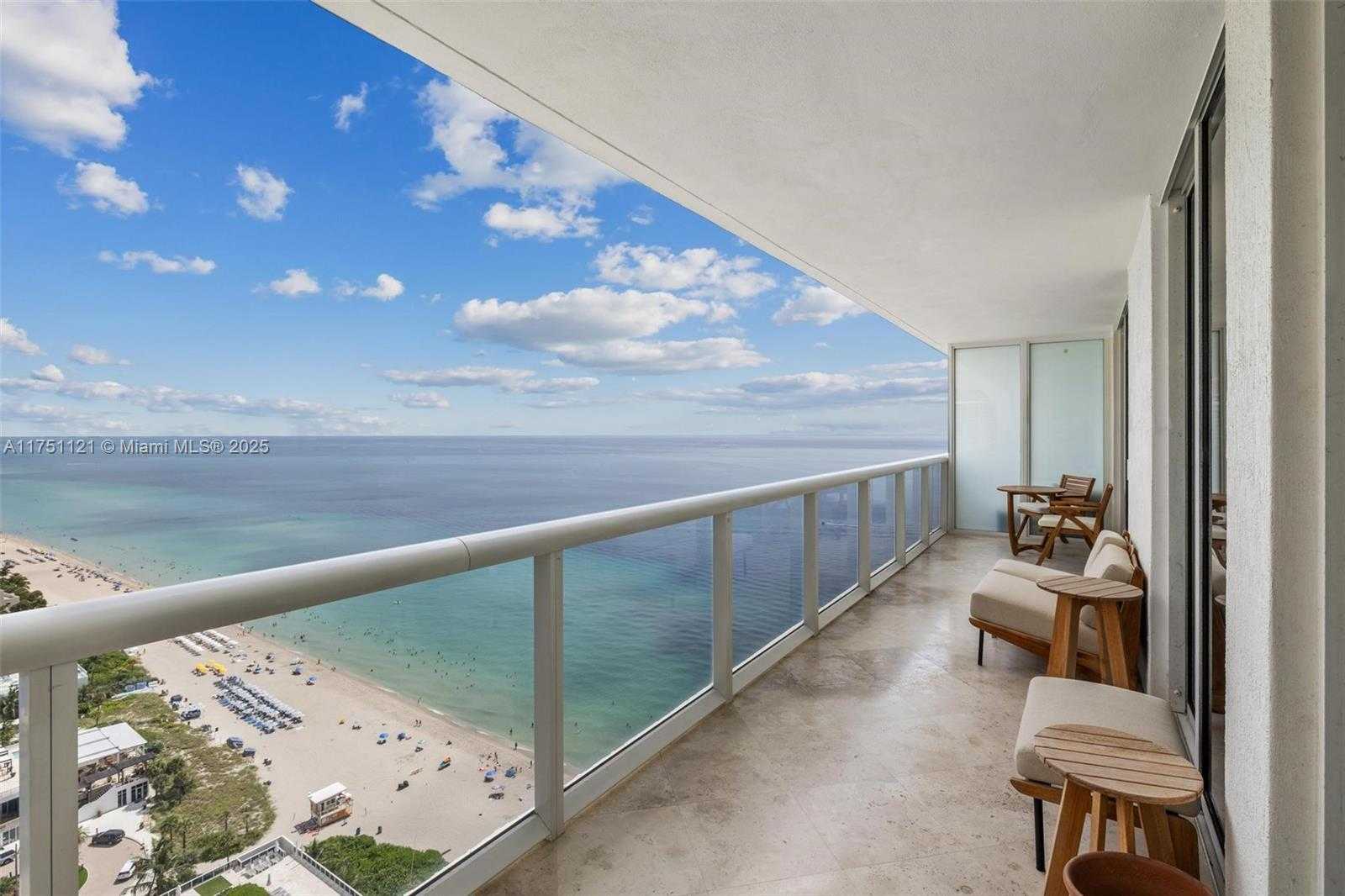 Small Image of 1830 SOUTH OCEAN DR #2811, Hallandale Beach Number 2