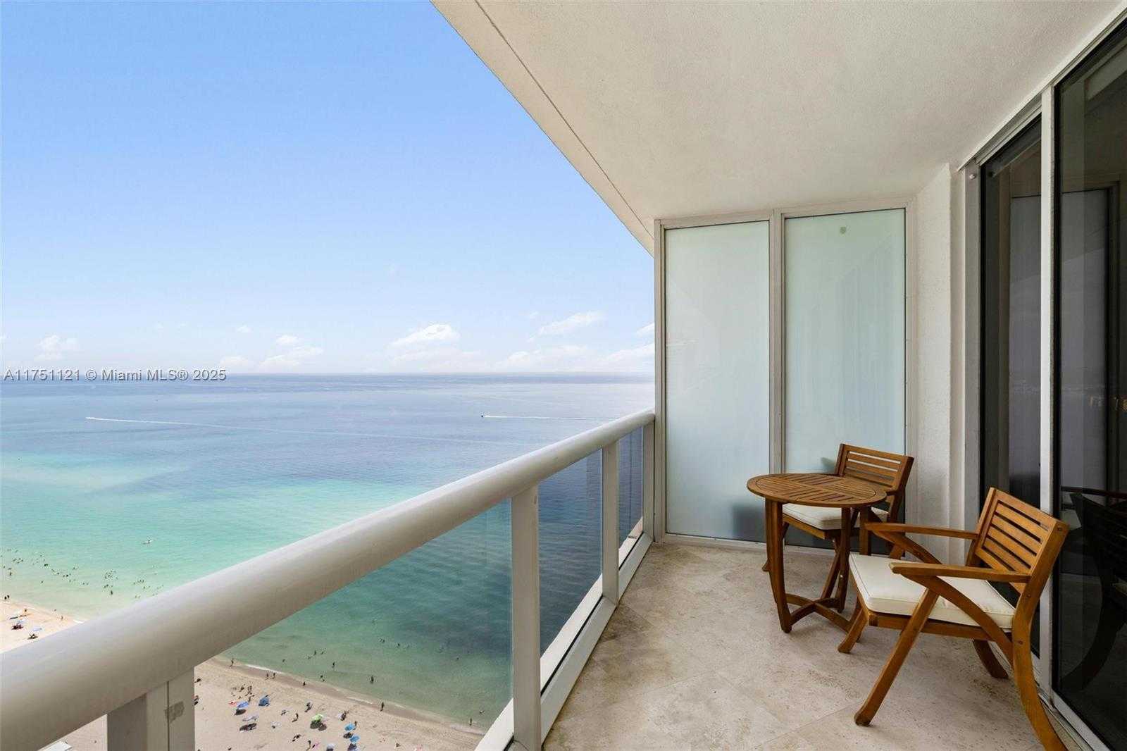 Small Image of 1830 SOUTH OCEAN DR #2811, Hallandale Beach Number 23