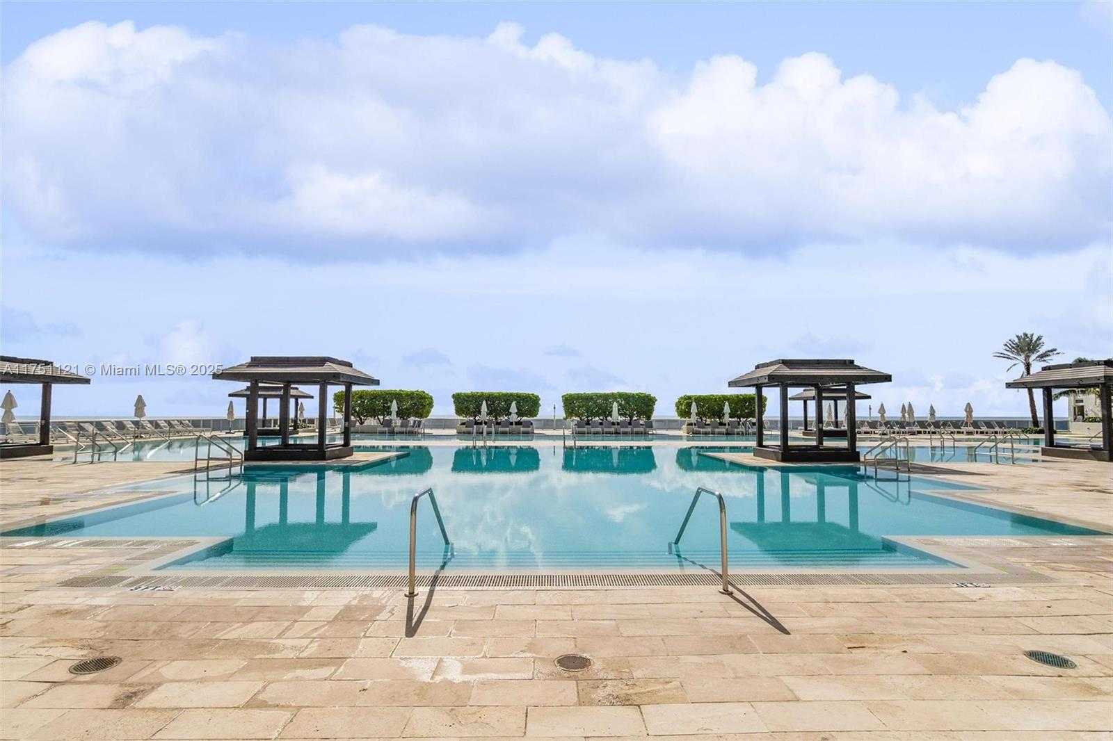 Small Image of 1830 SOUTH OCEAN DR #2811, Hallandale Beach Number 27