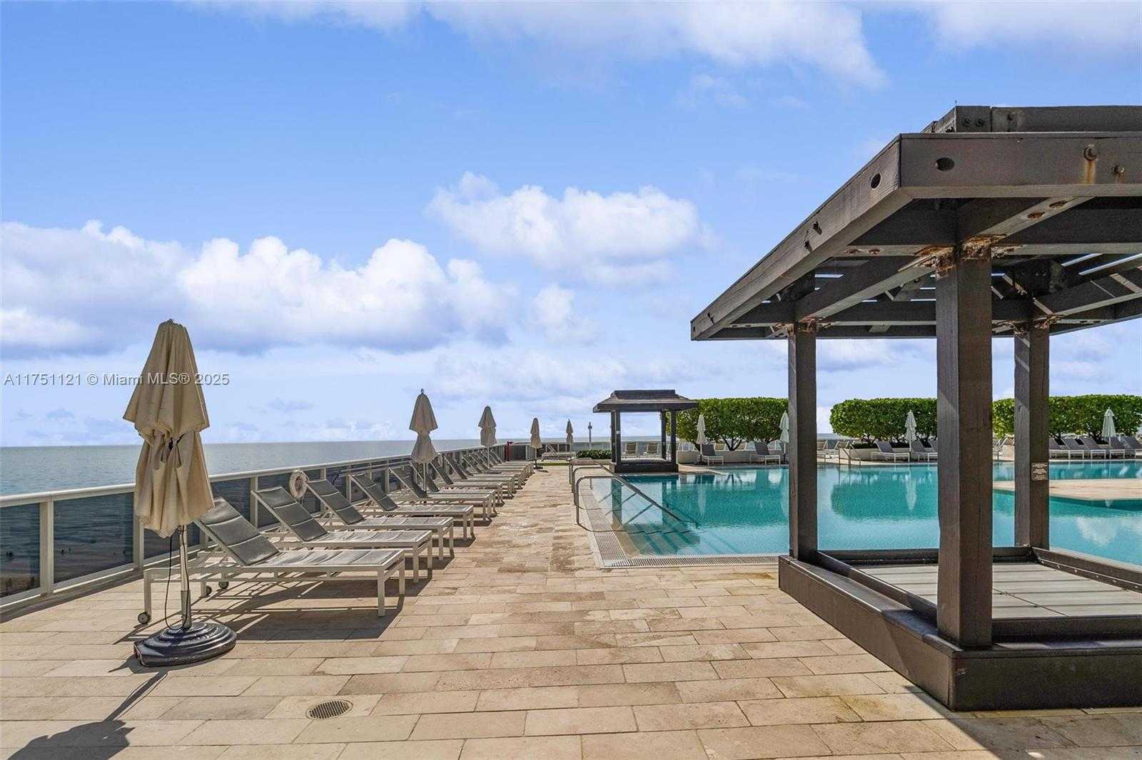 Small Image of 1830 SOUTH OCEAN DR #2811, Hallandale Beach Number 28