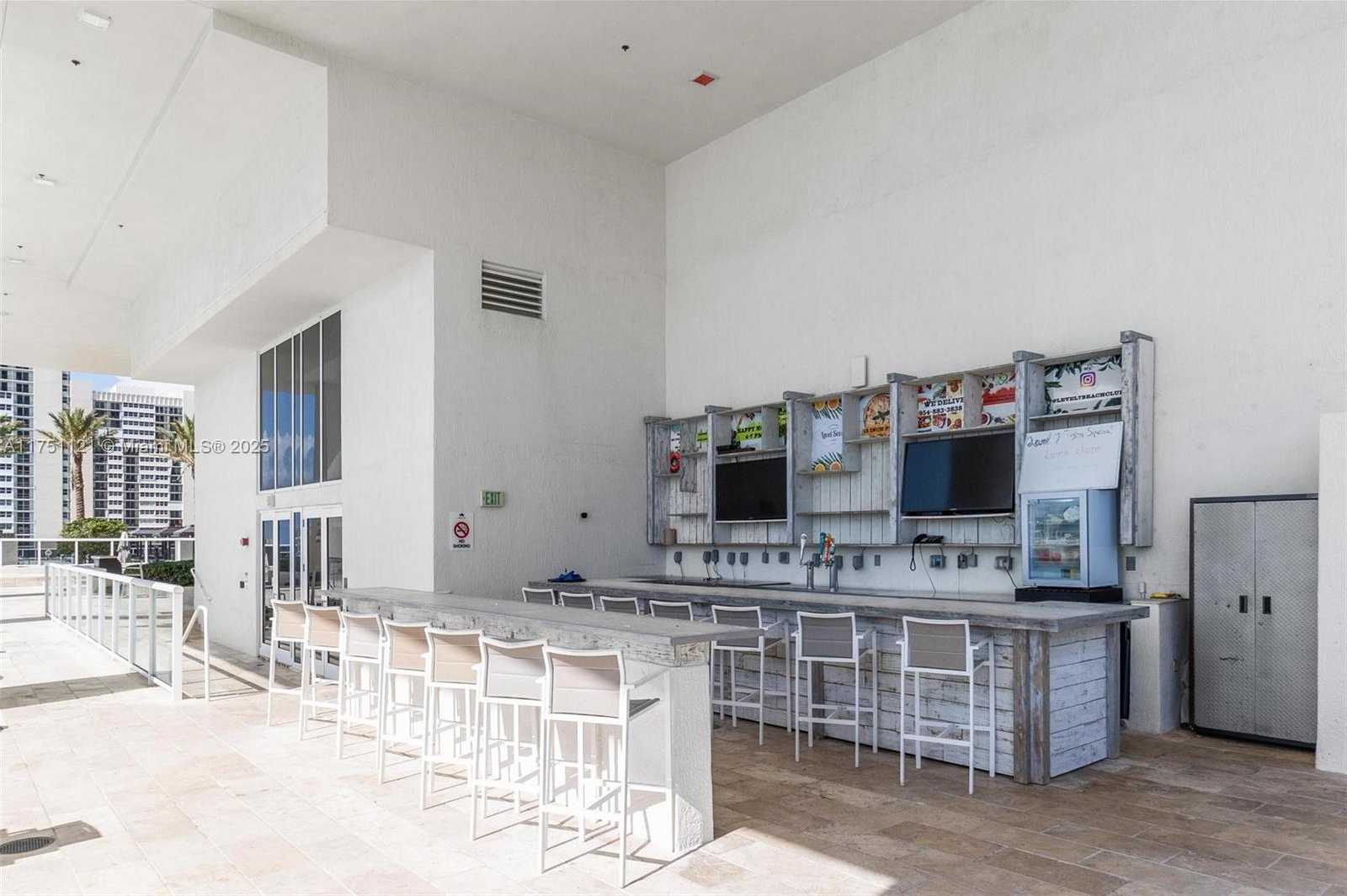 Small Image of 1830 SOUTH OCEAN DR #2811, Hallandale Beach Number 37