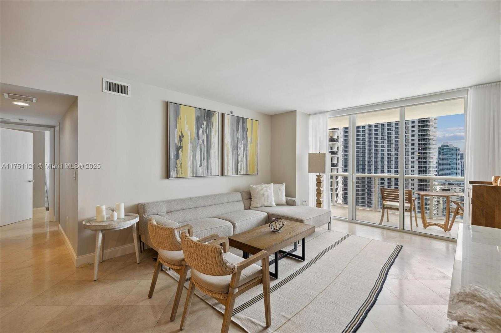 Small Image of 1830 SOUTH OCEAN DR #2811, Hallandale Beach Number 4
