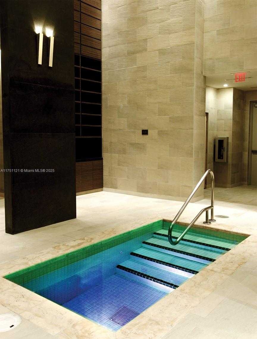 Small Image of 1830 SOUTH OCEAN DR #2811, Hallandale Beach Number 41