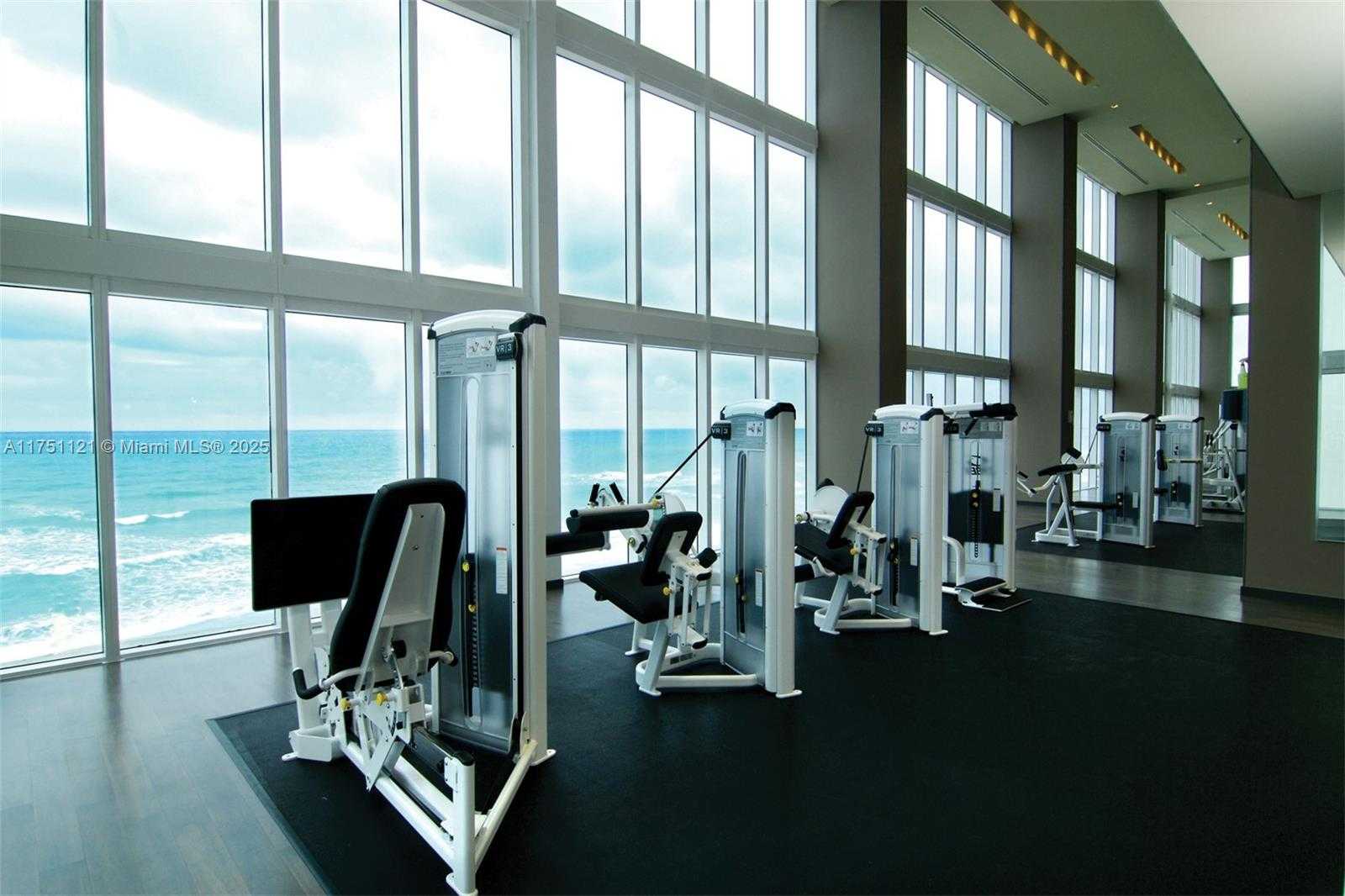 Small Image of 1830 SOUTH OCEAN DR #2811, Hallandale Beach Number 43