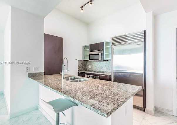 Small Image of 950 BRICKELL BAY DR #5405, Miami Number 16