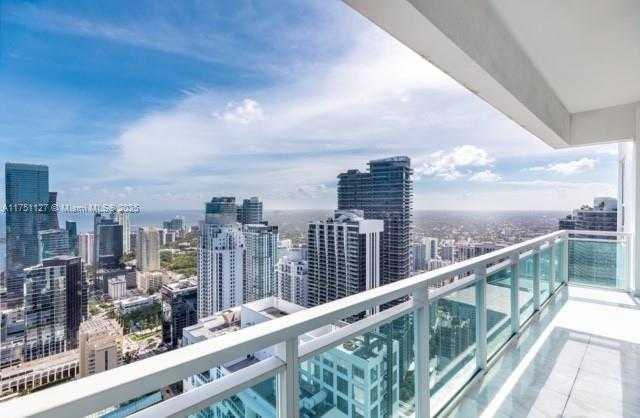 Small Image of 950 BRICKELL BAY DR #5405, Miami Number 3