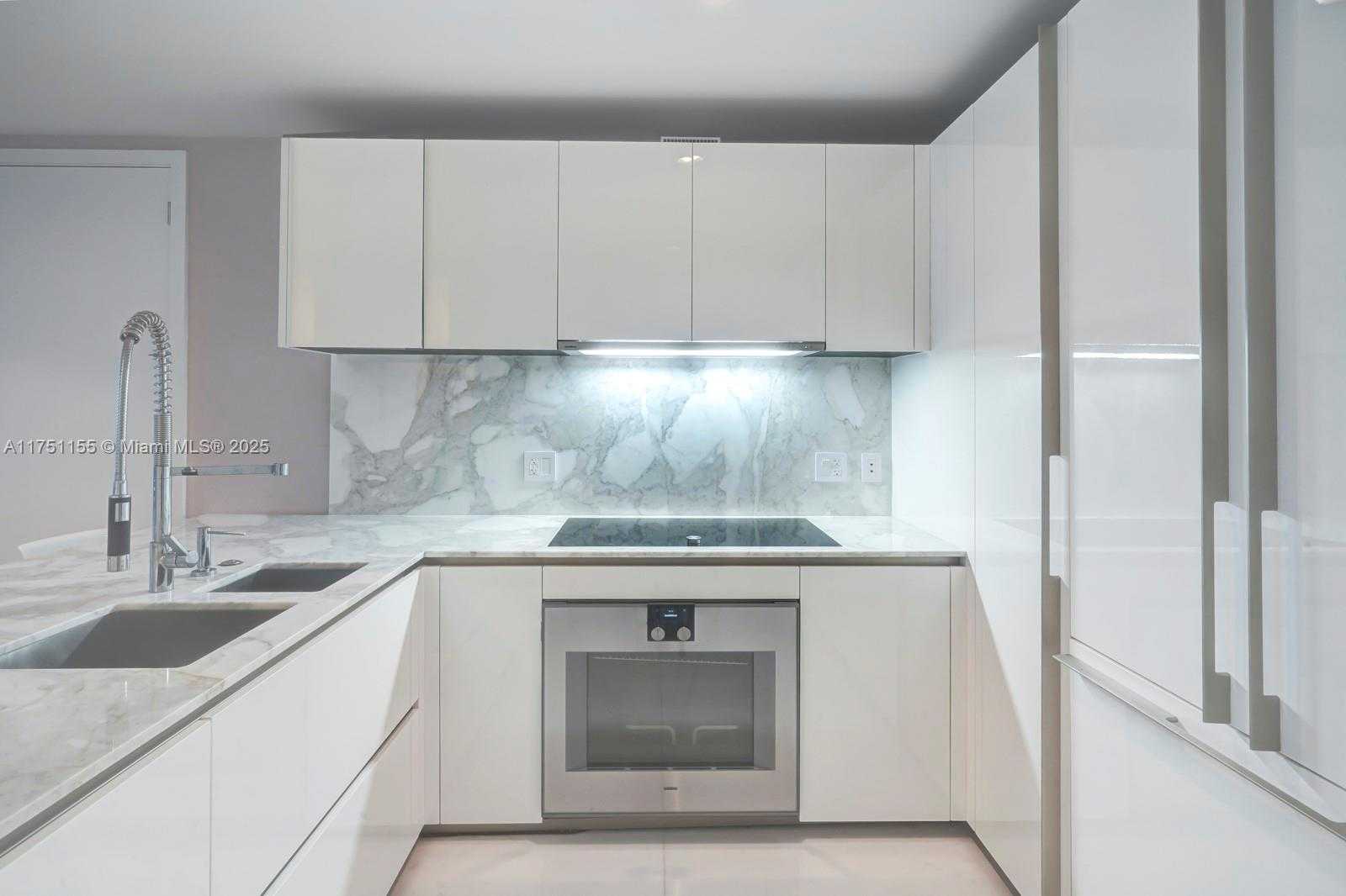 Small Image of 10203 COLLINS AVE #1005, Bal Harbour Number 11