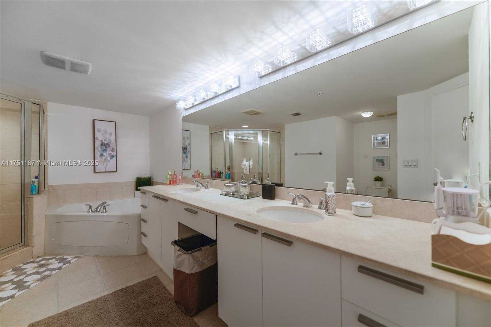 Small Image of 16699 COLLINS AVE #1804, Sunny Isles Beach Number 10