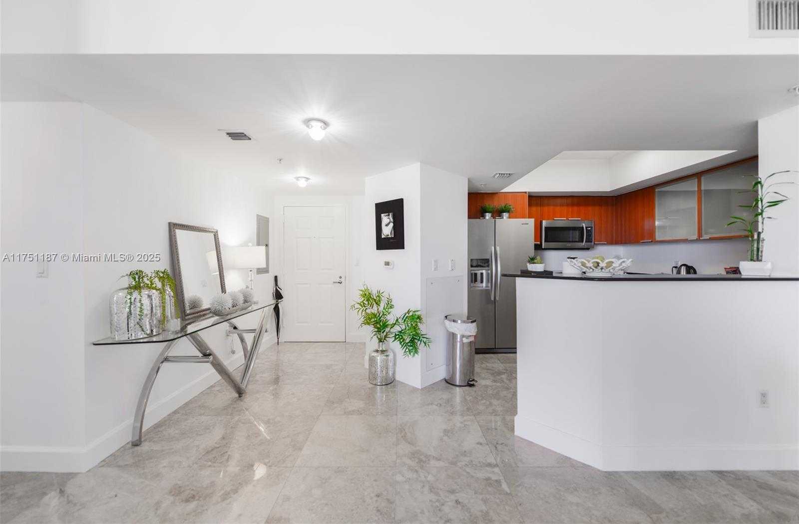 Small Image of 16699 COLLINS AVE #1804, Sunny Isles Beach Number 5