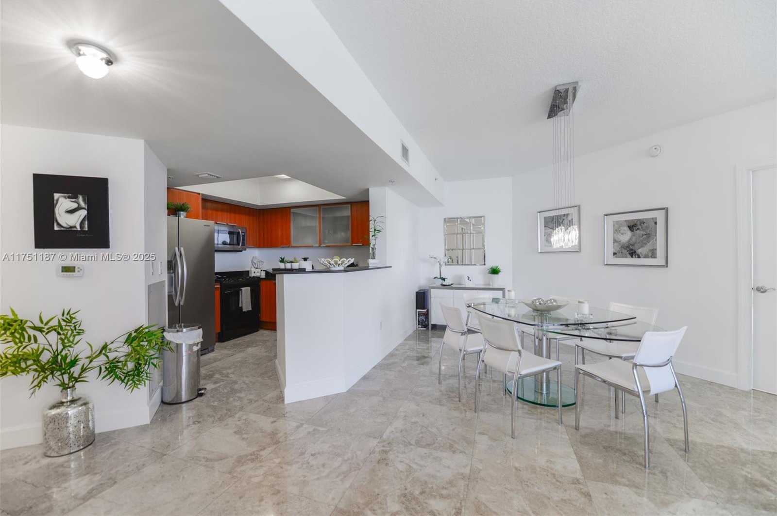 Small Image of 16699 COLLINS AVE #1804, Sunny Isles Beach Number 6