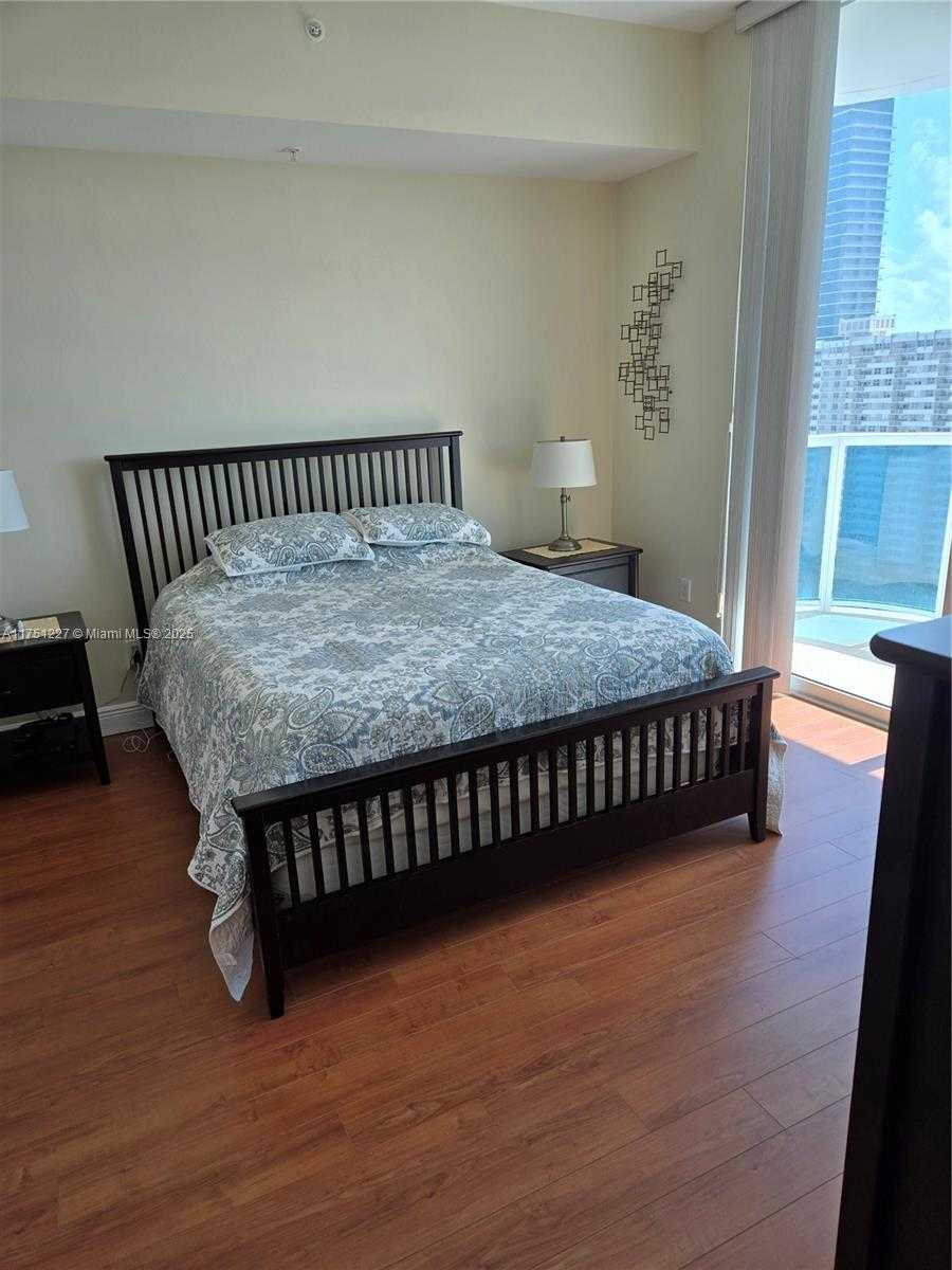 Small Image of 1945 SOUTH OCEAN DR #2105, Hallandale Beach Number 4