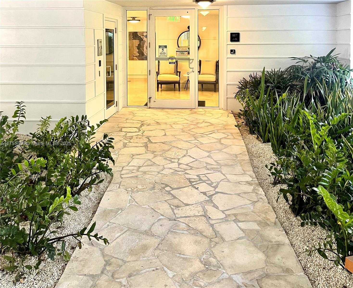 Small Image of 607 OCEAN DR #3K, Key Biscayne Number 11