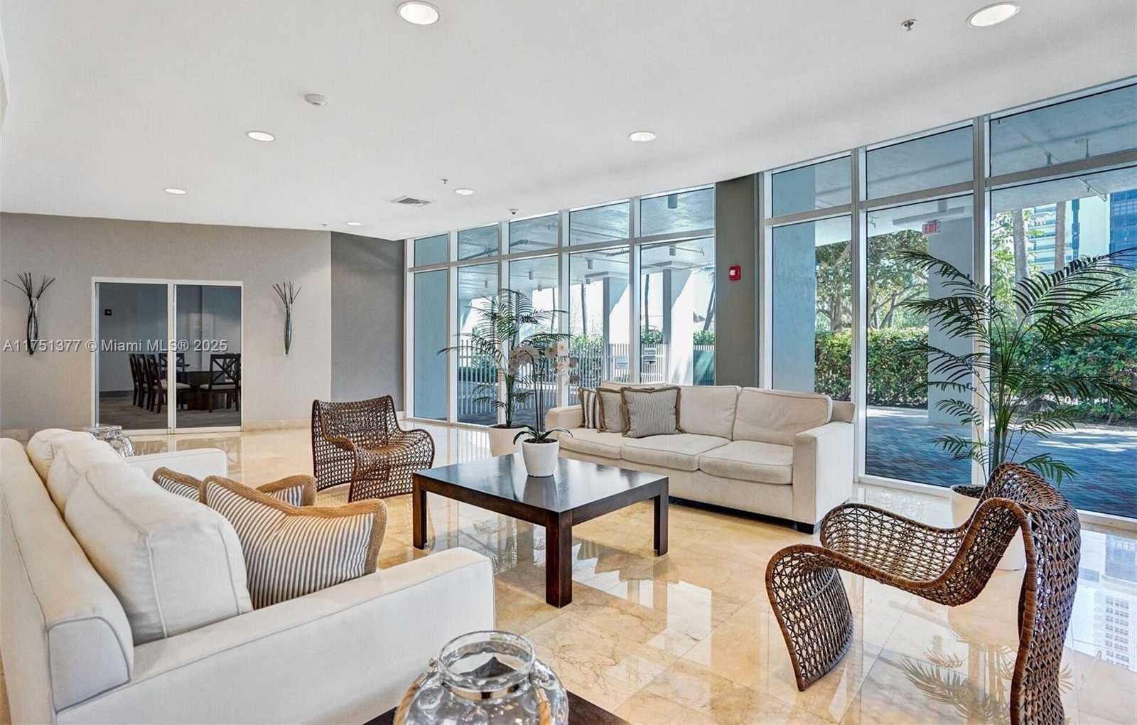 Small Image of 6515 COLLINS AVE #910, Miami Beach Number 10