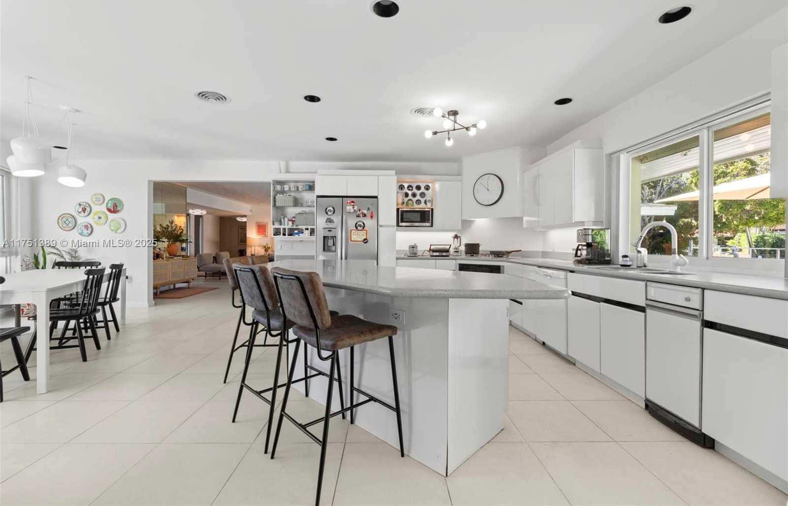 Small Image of 13060 LERIDA ST #13060, Coral Gables Number 12