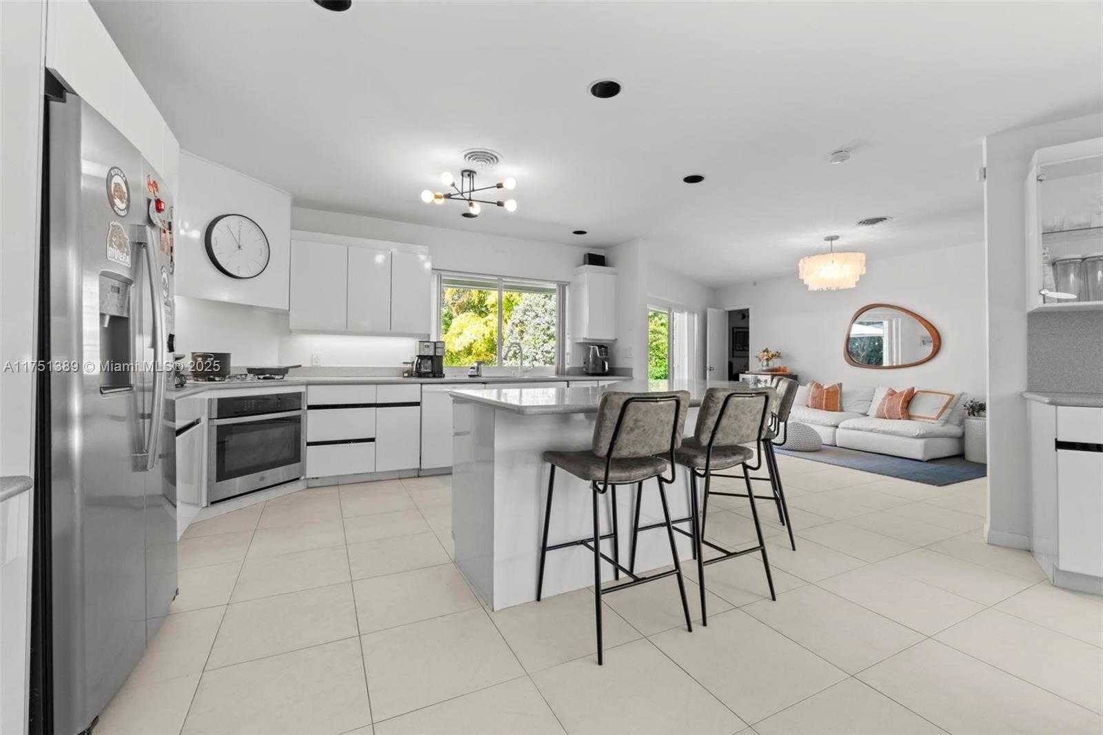 Small Image of 13060 LERIDA ST #13060, Coral Gables Number 13