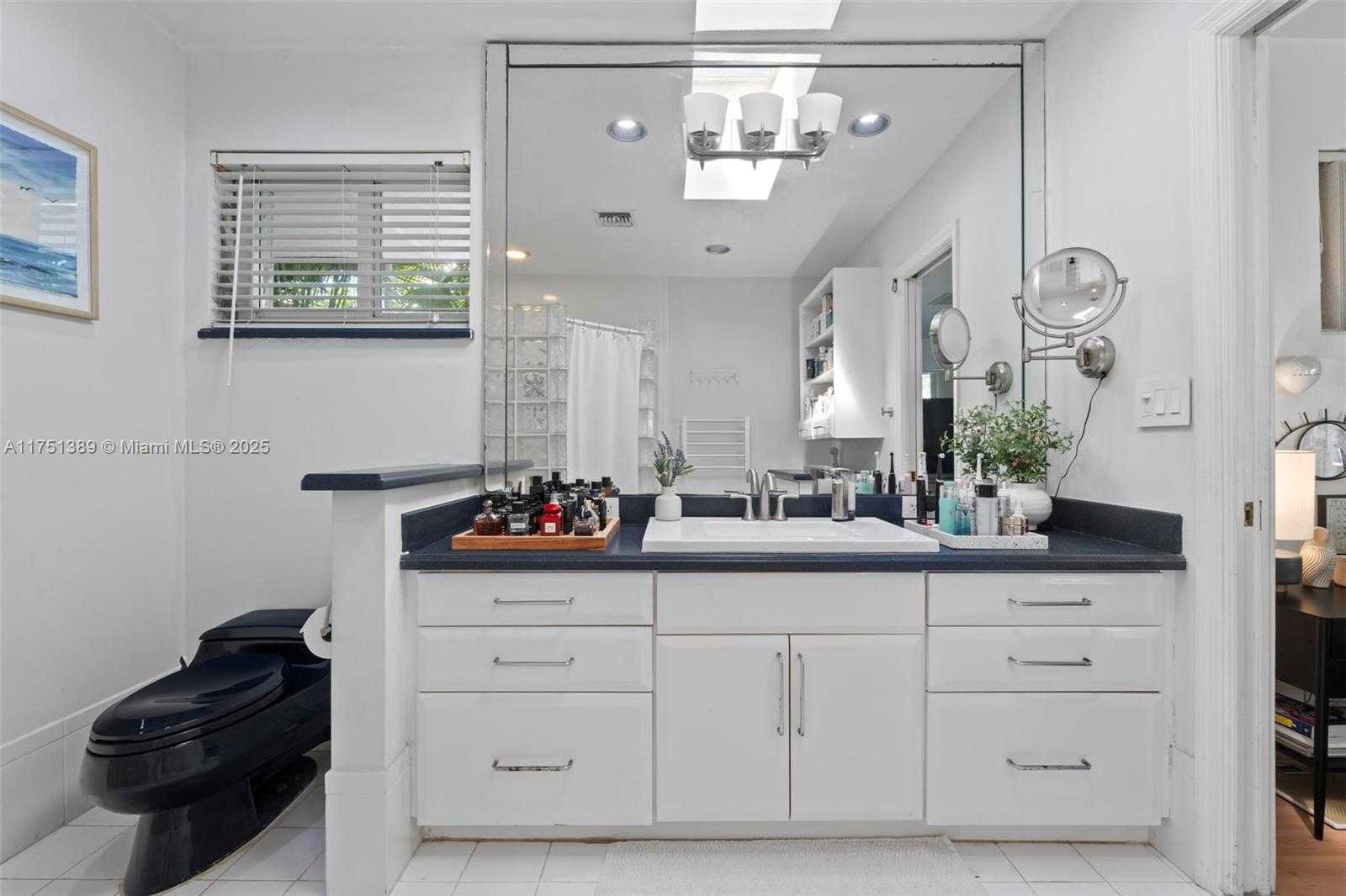 Small Image of 13060 LERIDA ST #13060, Coral Gables Number 24
