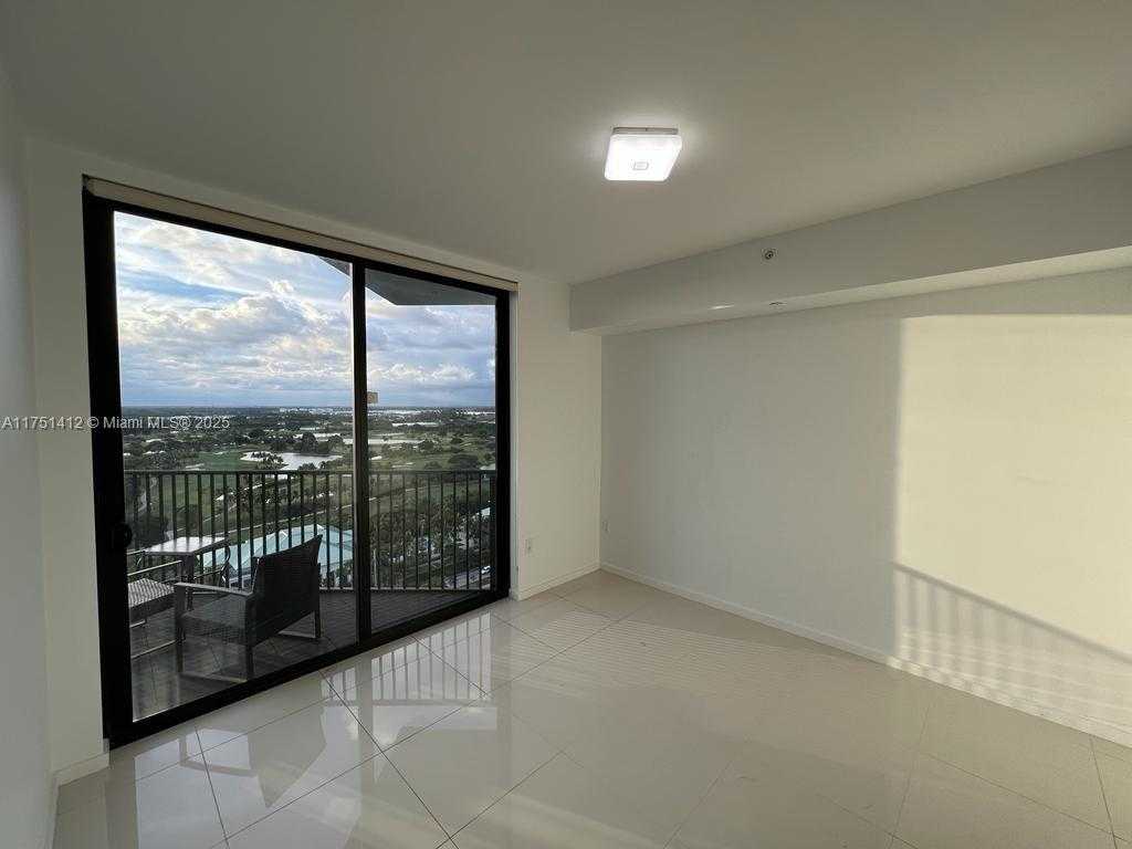 Small Image of 5300 PASEO BLVD #1902, Doral Number 17