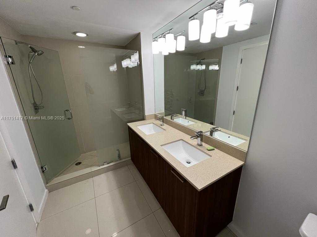 Small Image of 5300 PASEO BLVD #1902, Doral Number 20