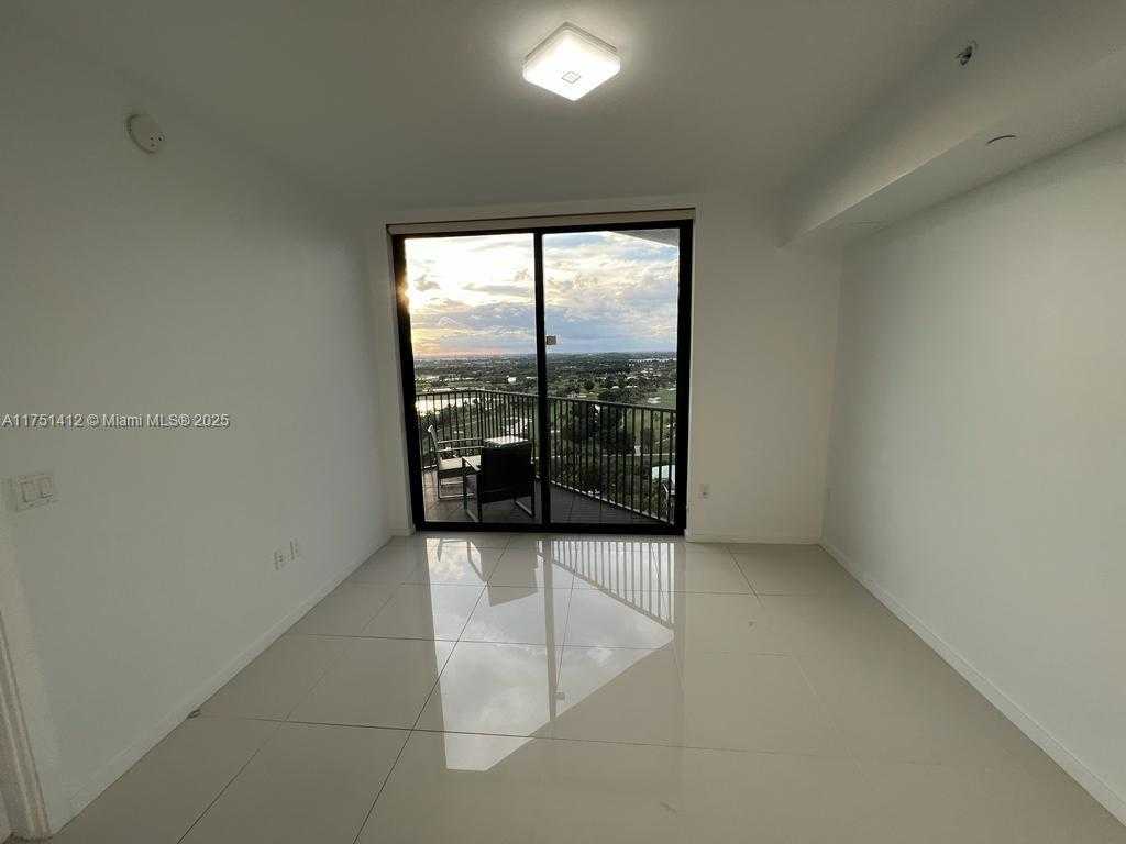 Small Image of 5300 PASEO BLVD #1902, Doral Number 21