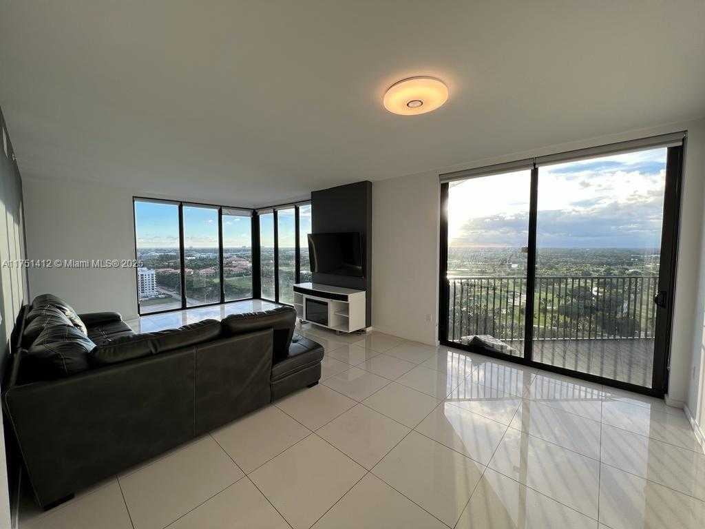 Small Image of 5300 PASEO BLVD #1902, Doral Number 22