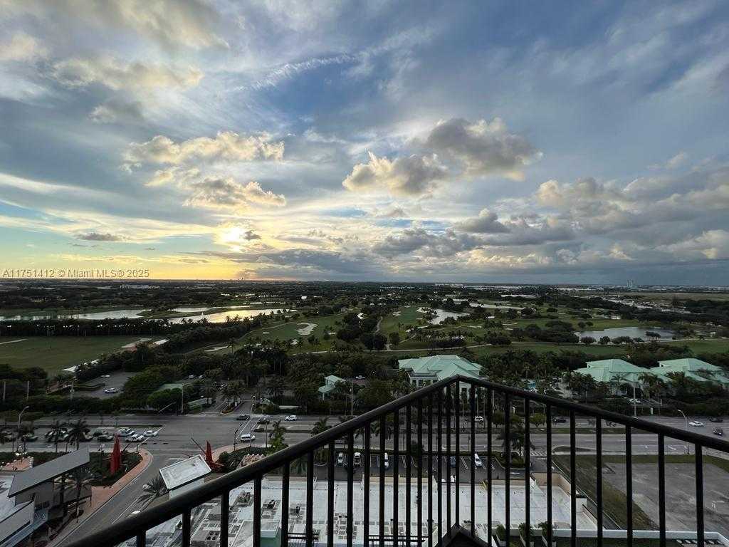 Small Image of 5300 PASEO BLVD #1902, Doral Number 25
