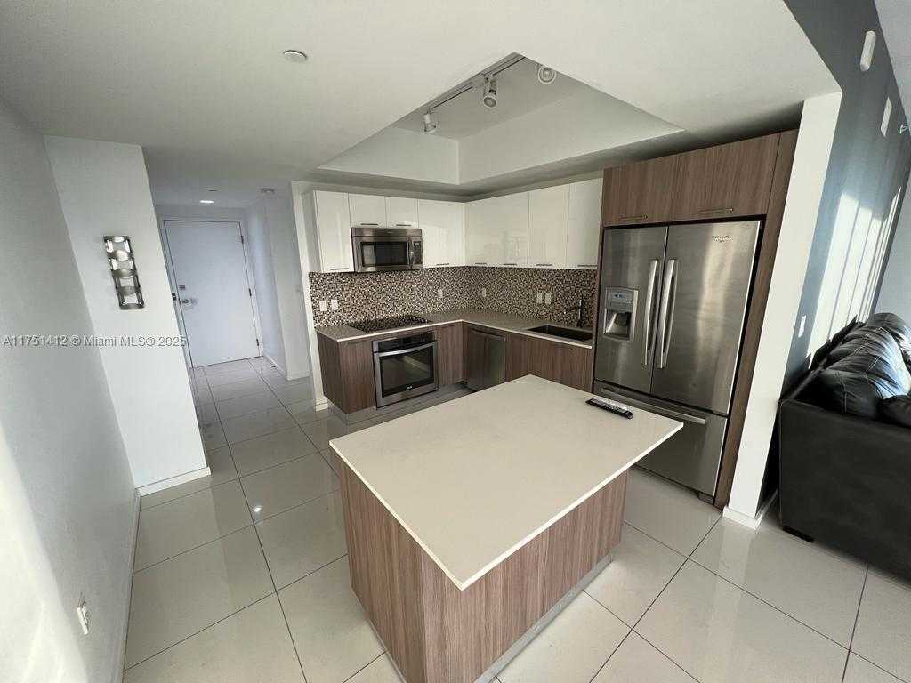 Small Image of 5300 PASEO BLVD #1902, Doral Number 5