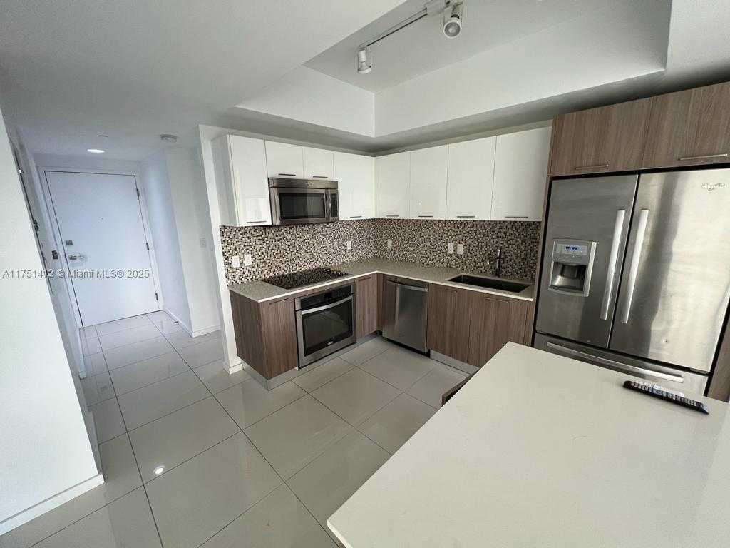 Small Image of 5300 PASEO BLVD #1902, Doral Number 7